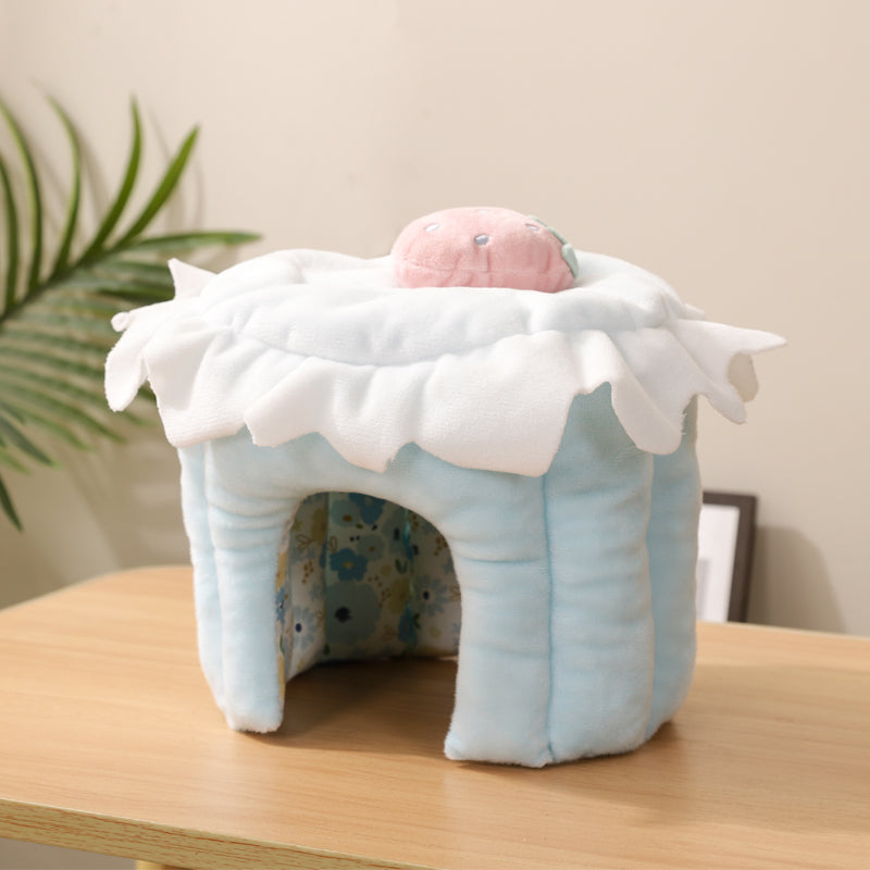 ITANDME Bunny Hideout Guinea Pig Bed Buttercream Lace Cake Small Animal Hideout - Spacious Washable Bunny Bed House Rabbit Hideaway with Secure Hook Design, for Hedgehog Chinchilla Hamster